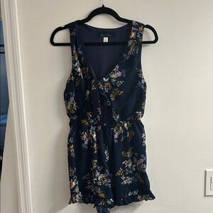 Navy Blue Floral Sleeveless Romper with Cutout